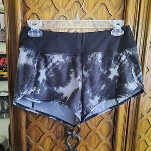 Under Armour 2.5" Lined Running Shorts Style# 1237400 - Black Tie Dye, Sz S